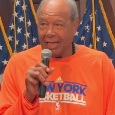 Nassau County rallies behind the Knicks with help from team legends episode artwork