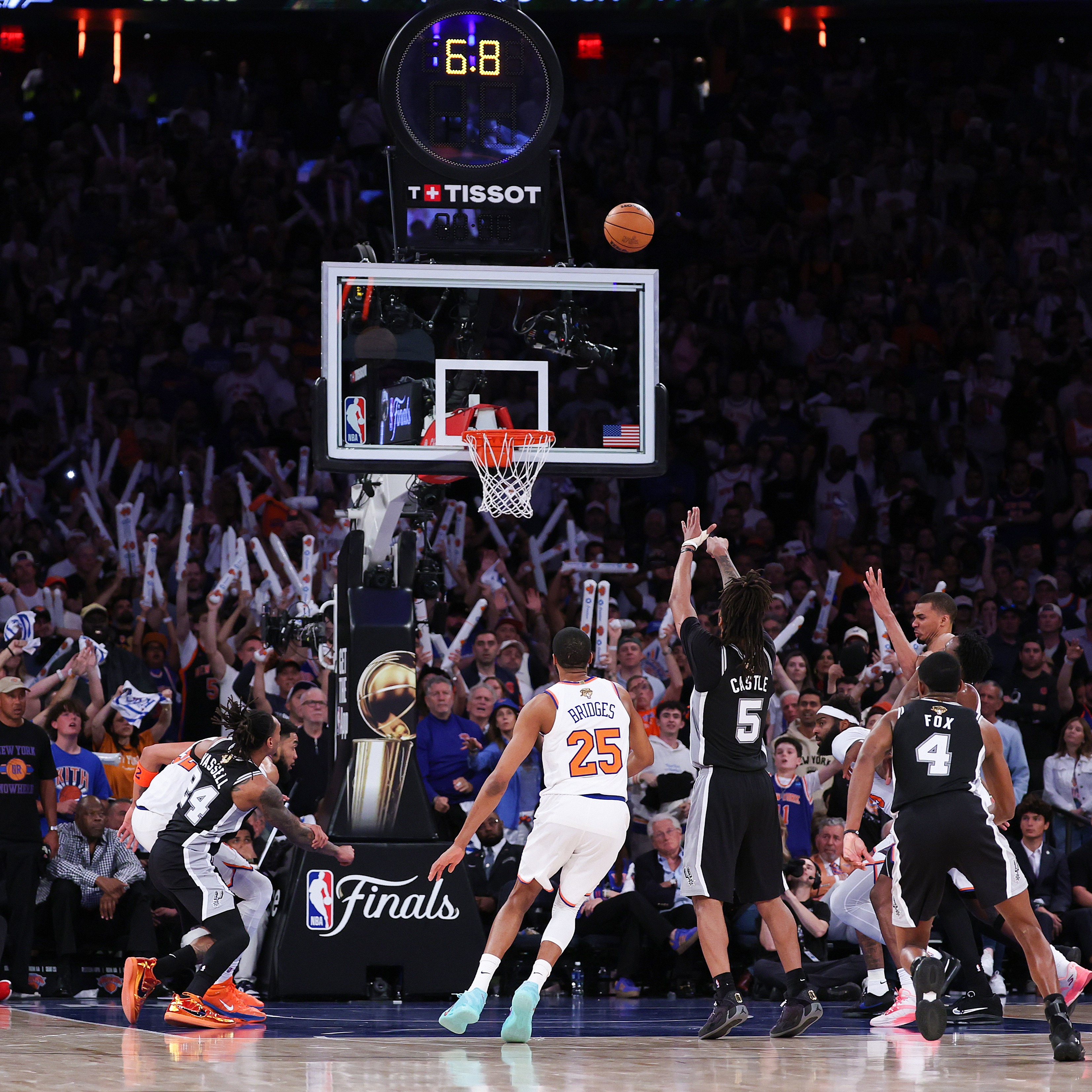 Knicks season ticketholders cash in on resale market episode artwork