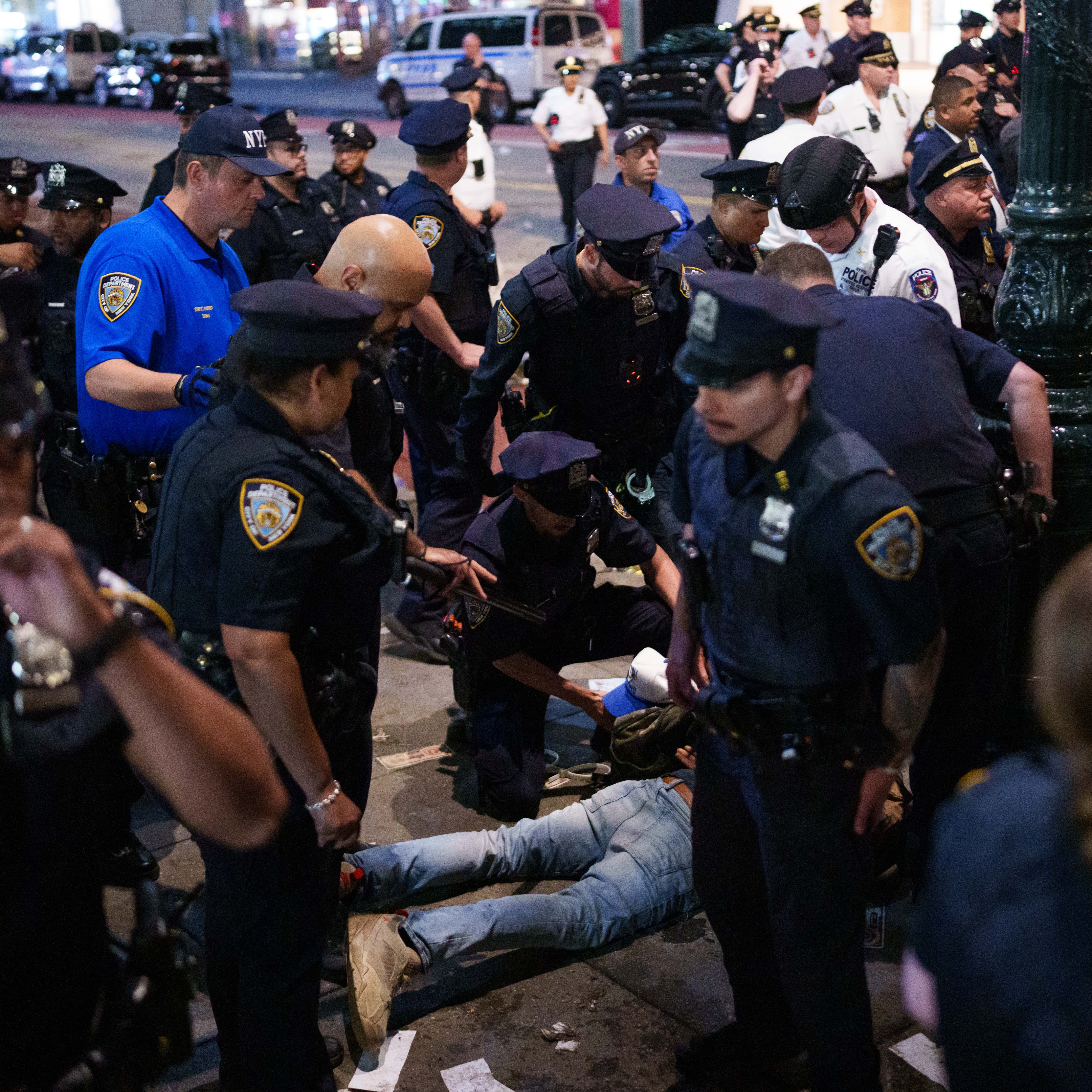 Knicks fans clash with NYPD officers after watch party in Midtown episode artwork