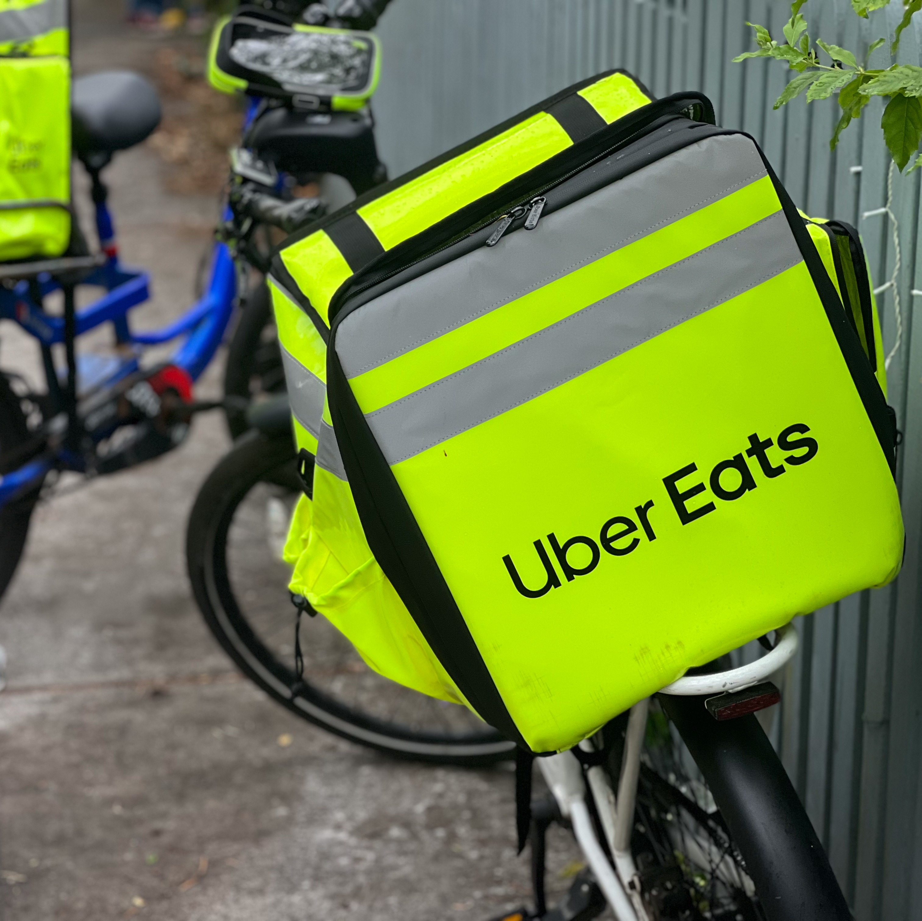 Philly City Council wants to crack down on e-bike food delivery services episode artwork