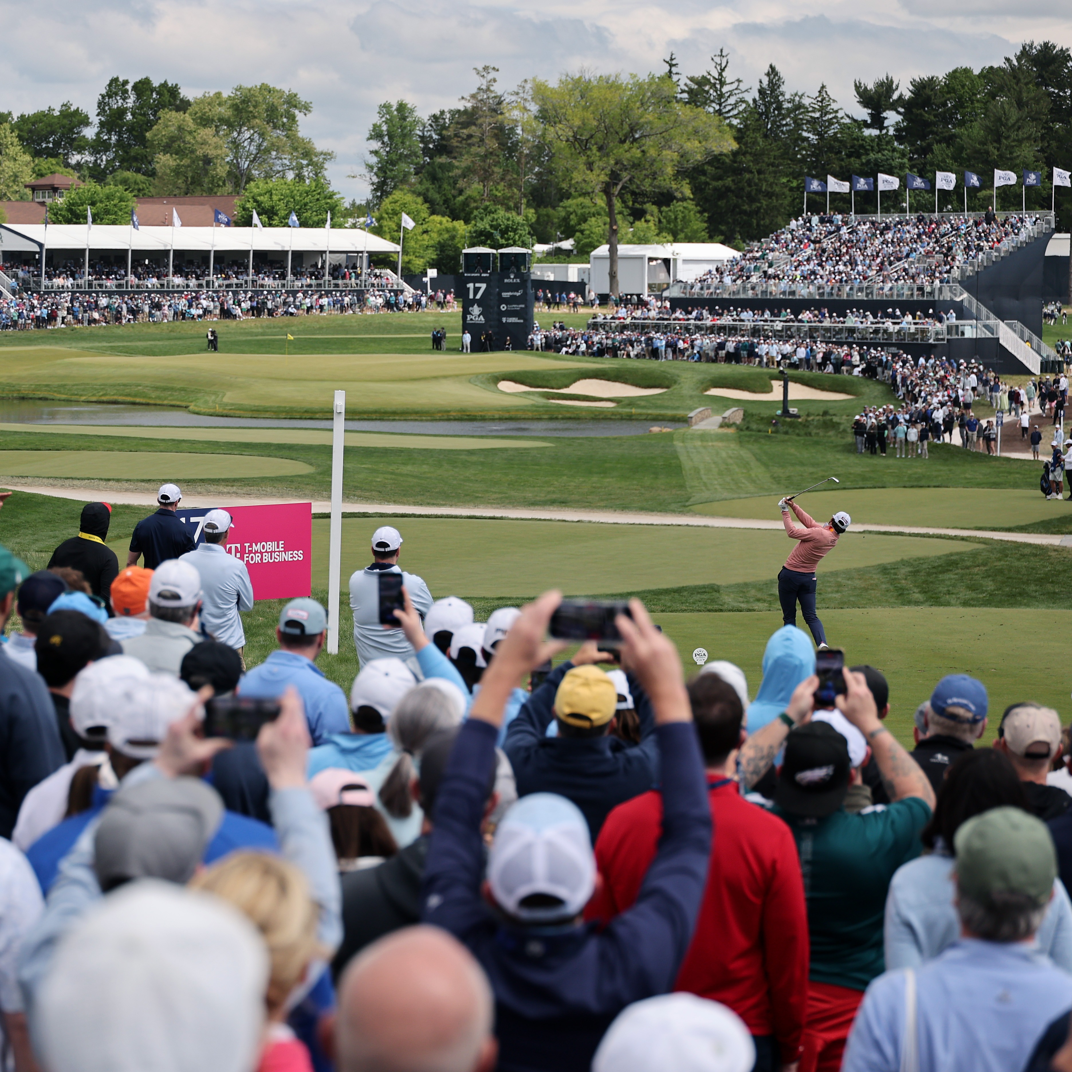 Fans settle in for Round 2 of PGA Championship at Aronimink episode artwork