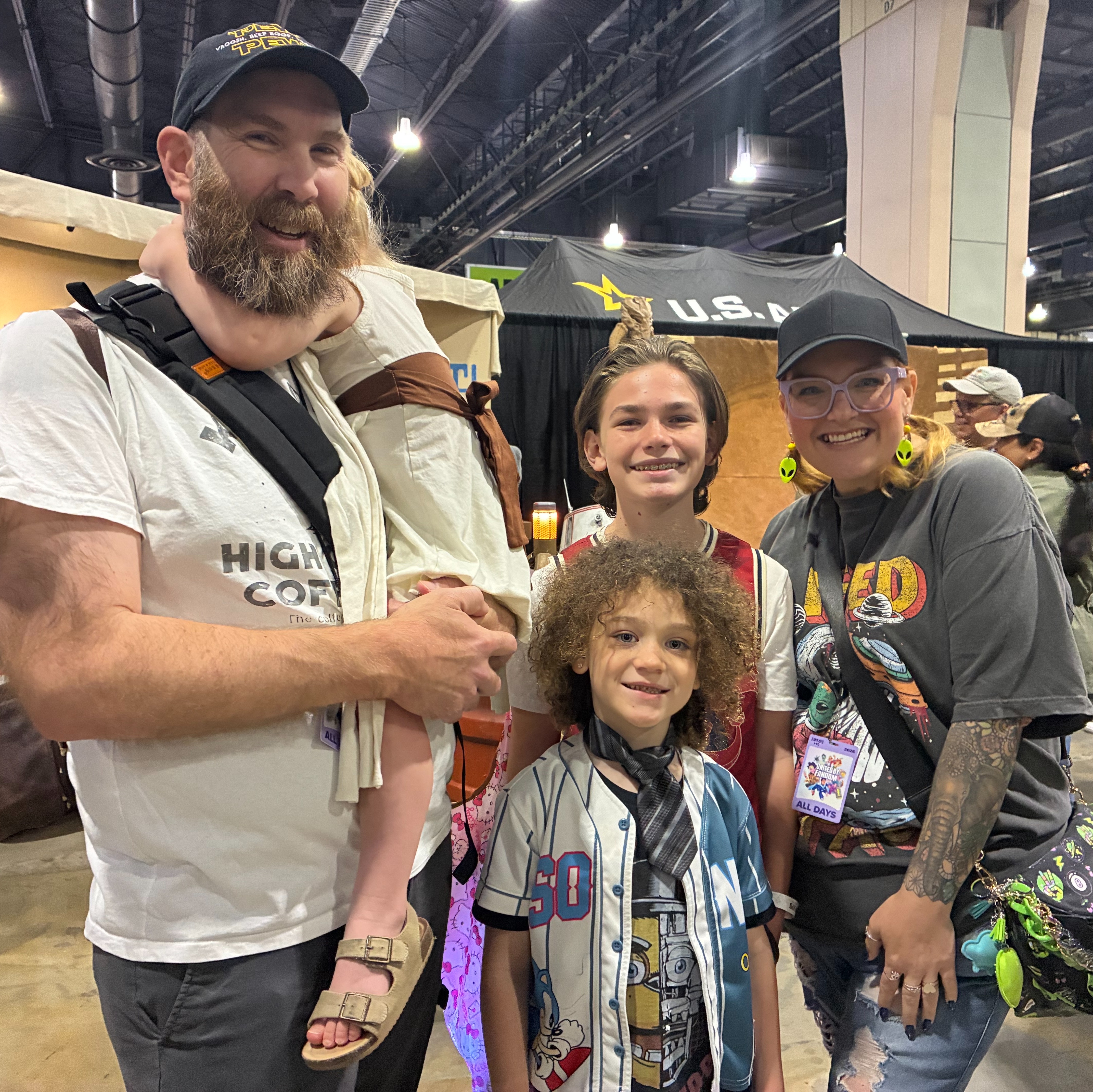 Fan Expo draws thousands of fans, celebrities to Pennsylvania Convention Center episode artwork