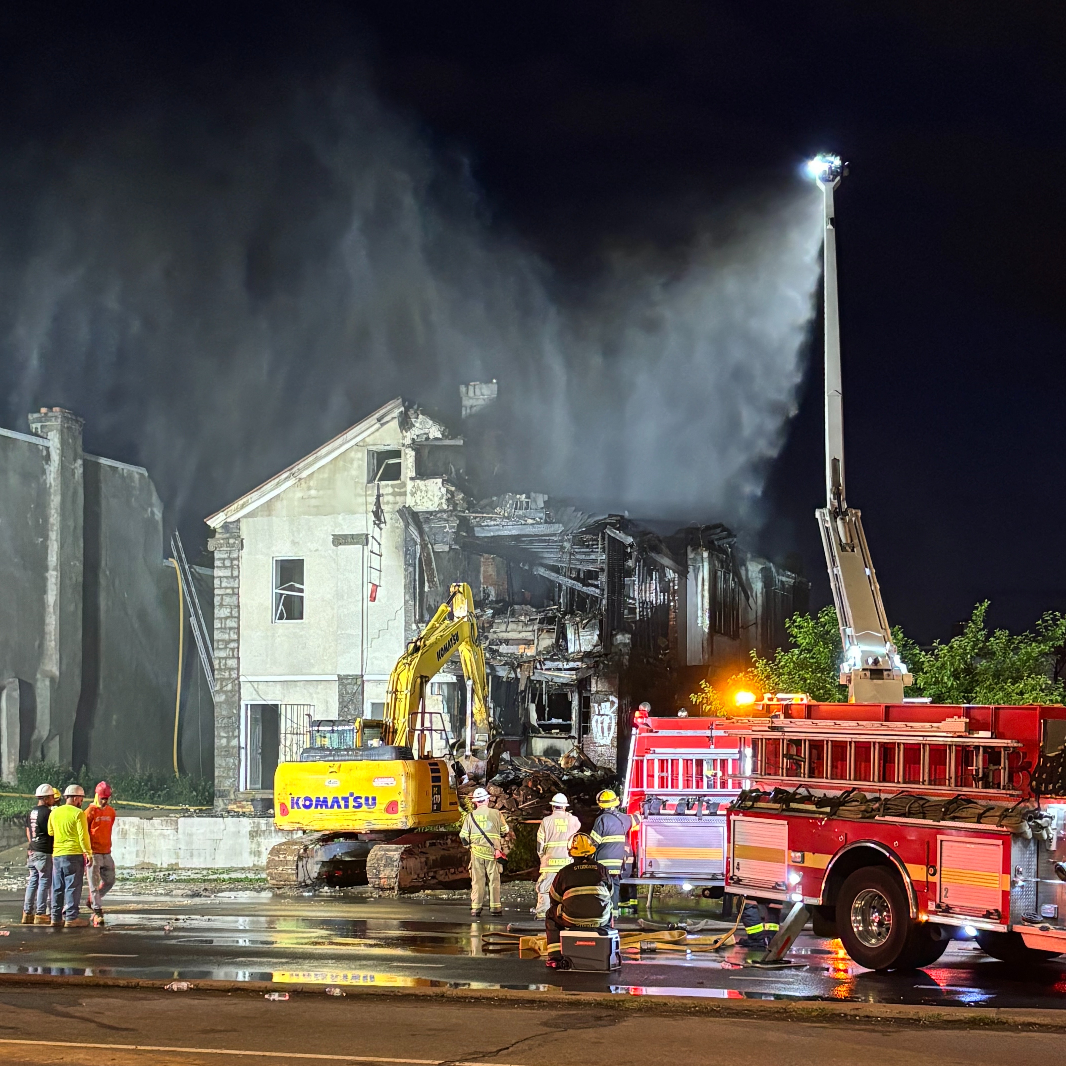1 killed, 4 injured in Olney house fire episode artwork