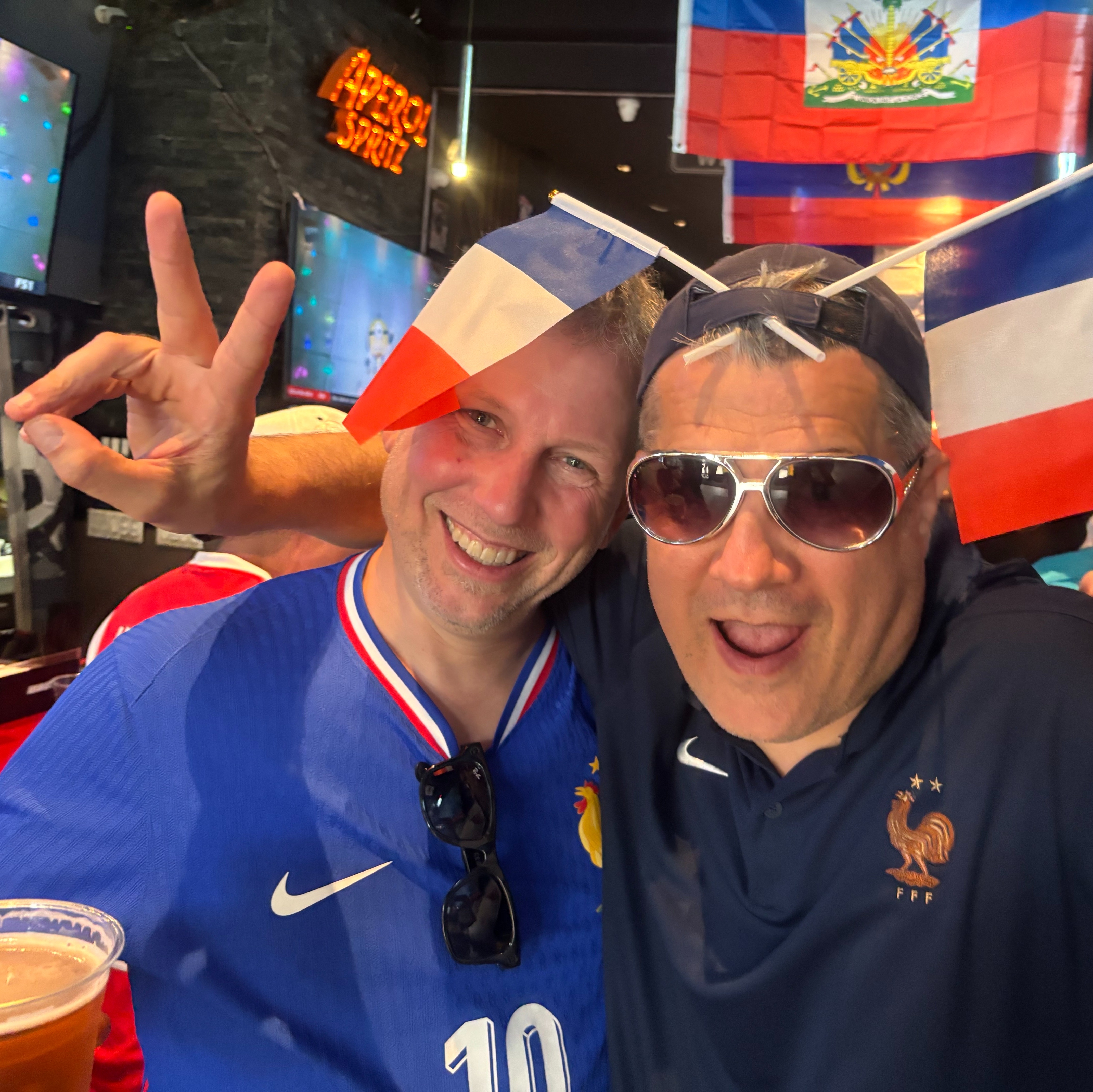 It’s a sea of blue and green in Philly as France and Iraq fans flock for World Cup game episode artwork