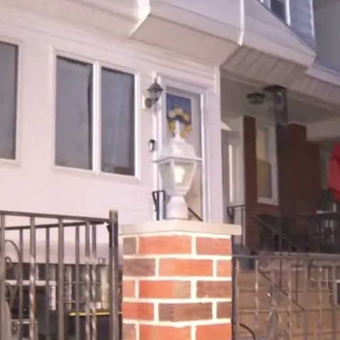 Man shot, killed in Mayfair ambush, police say episode artwork