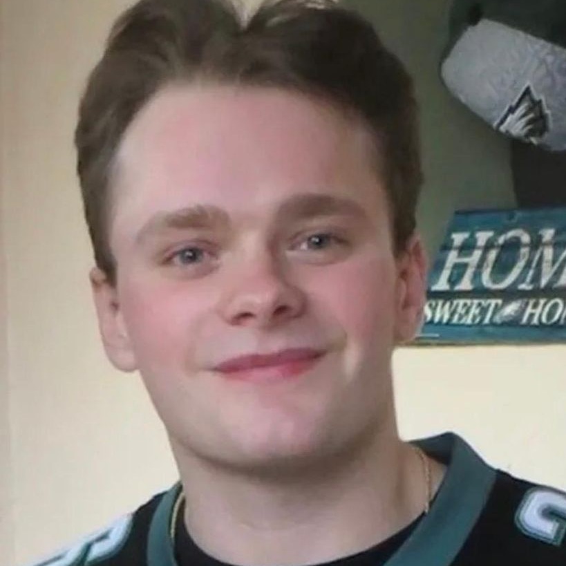 Police search for 2 teens in connection with fatal shooting of Penn State student episode artwork