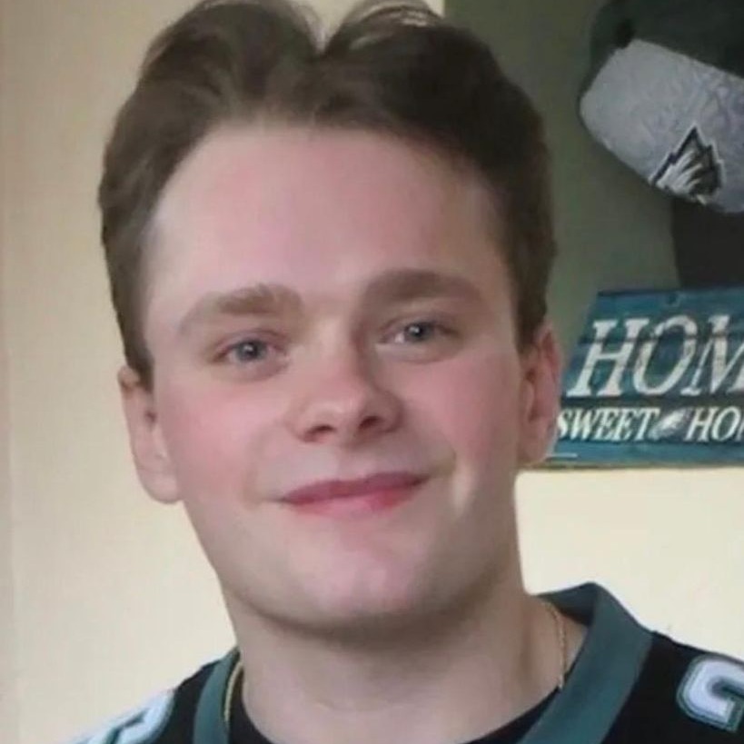 Feds searching for 2 teens accused of fatally shooting Penn State student in South Philly episode artwork