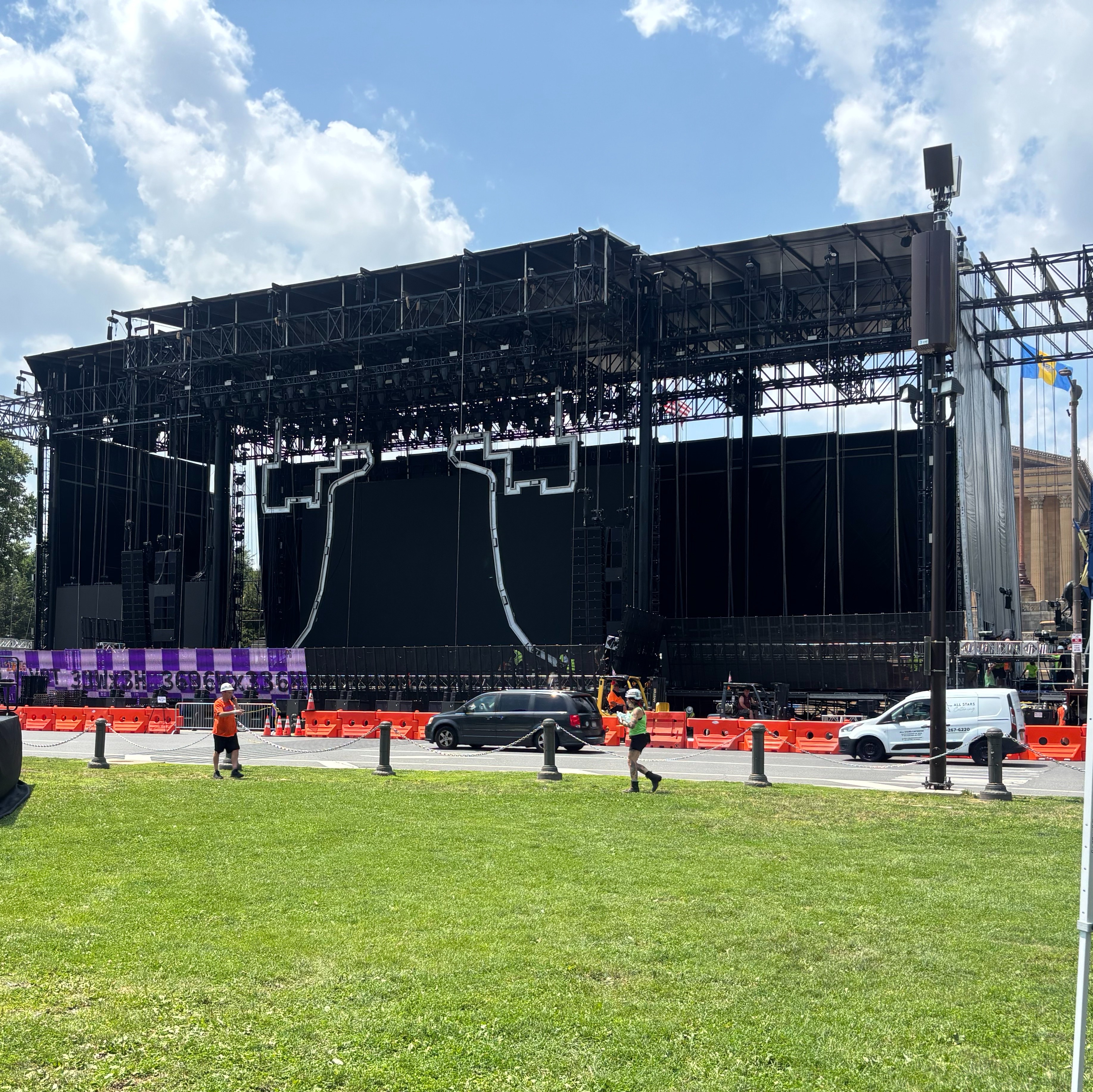 Philly’s July 4th concert expected to last nearly 8 hours, draw 300,000 people episode artwork