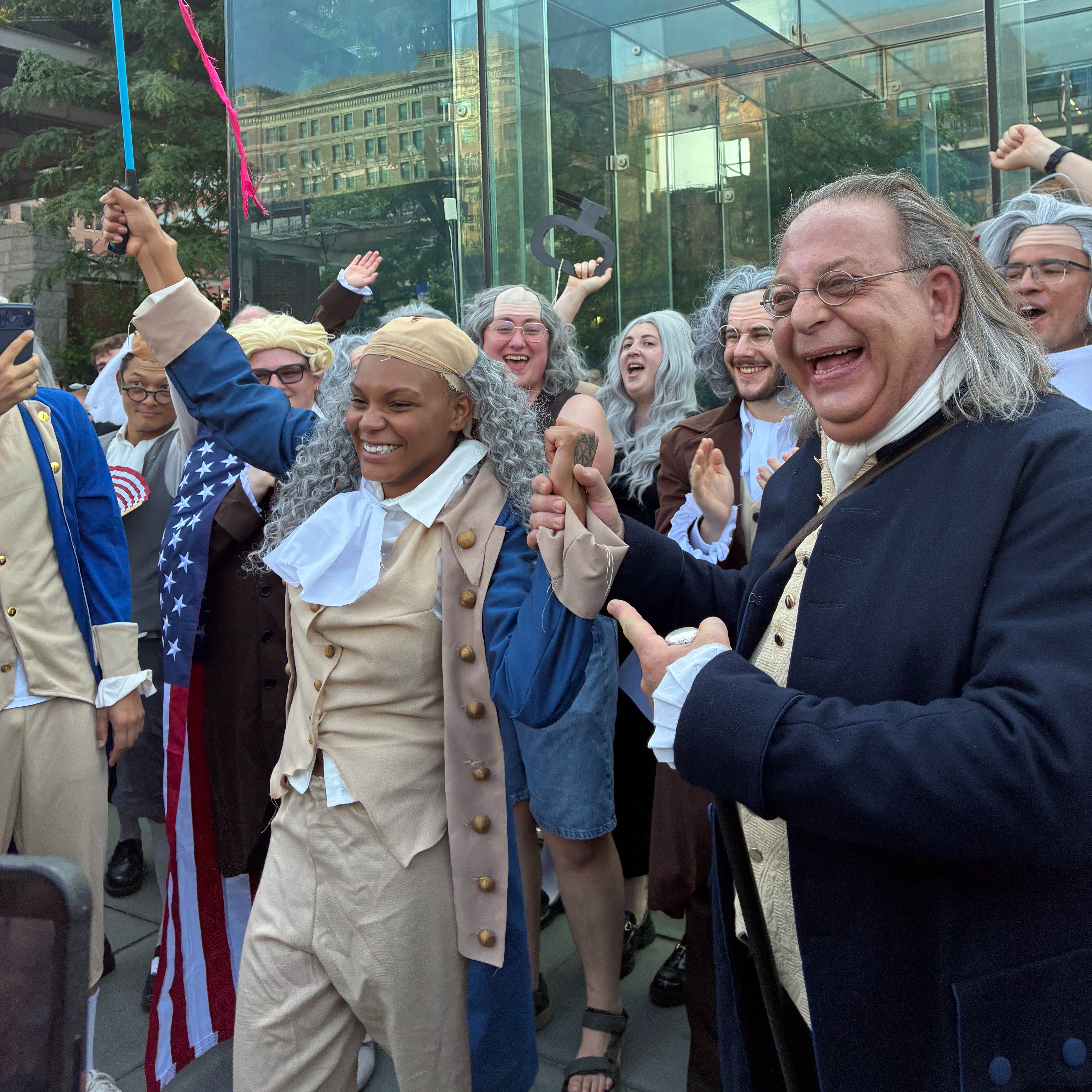 One for the history books: Dozens compete in Ben Franklin look-alike contest on Independence Mall episode artwork