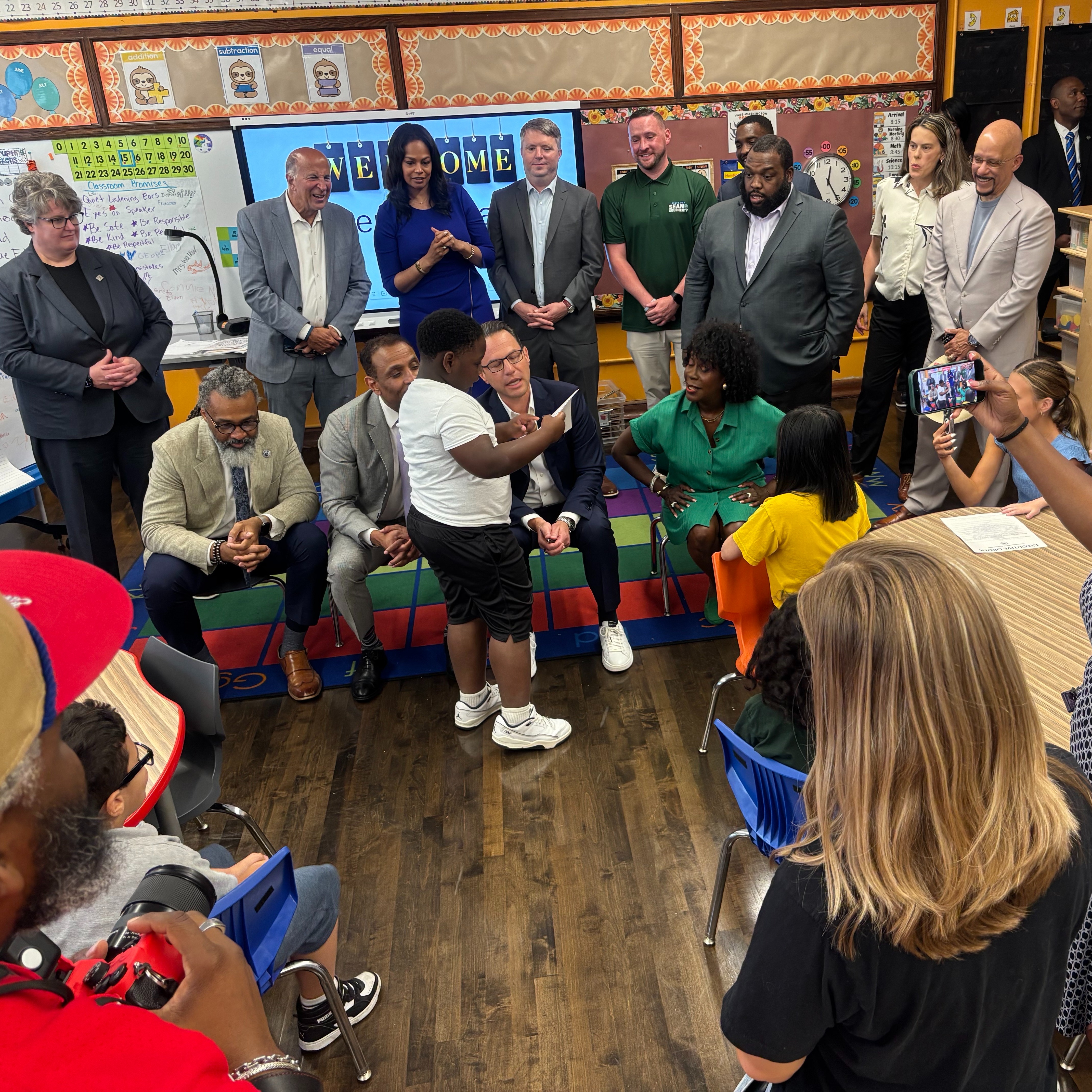 Gov. Shapiro turns budget signing into educational experience for South Philly schoolchildren episode artwork