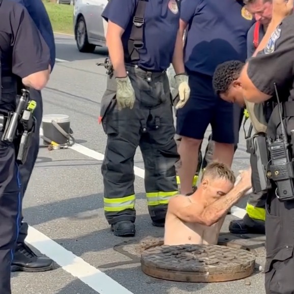 First responders rescue man trapped in sewer in Northeast Philly episode artwork