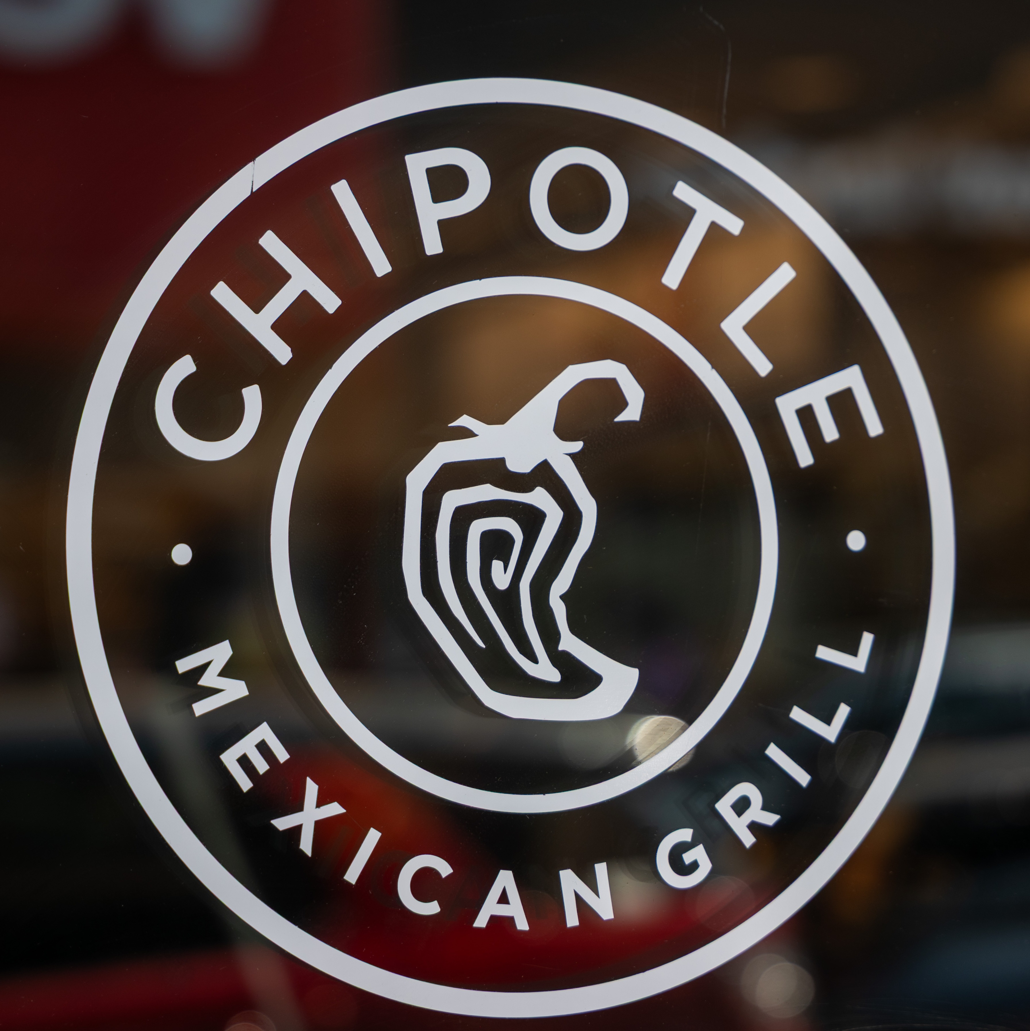 Chipotle pulls jalapeños from some Minnesota restaurants amid salmonella outbreak episode artwork