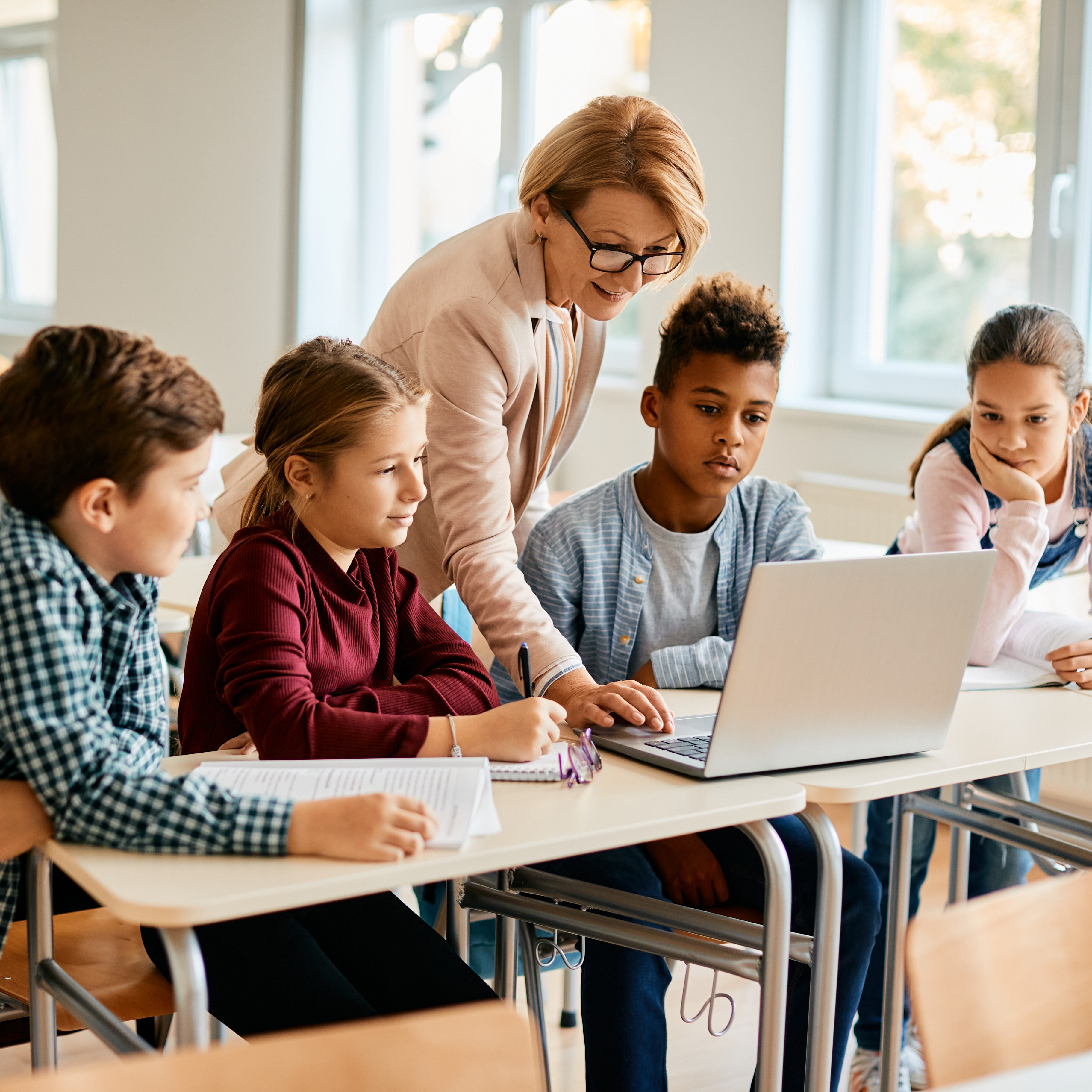 Does your kid know about the right way to use AI? episode artwork