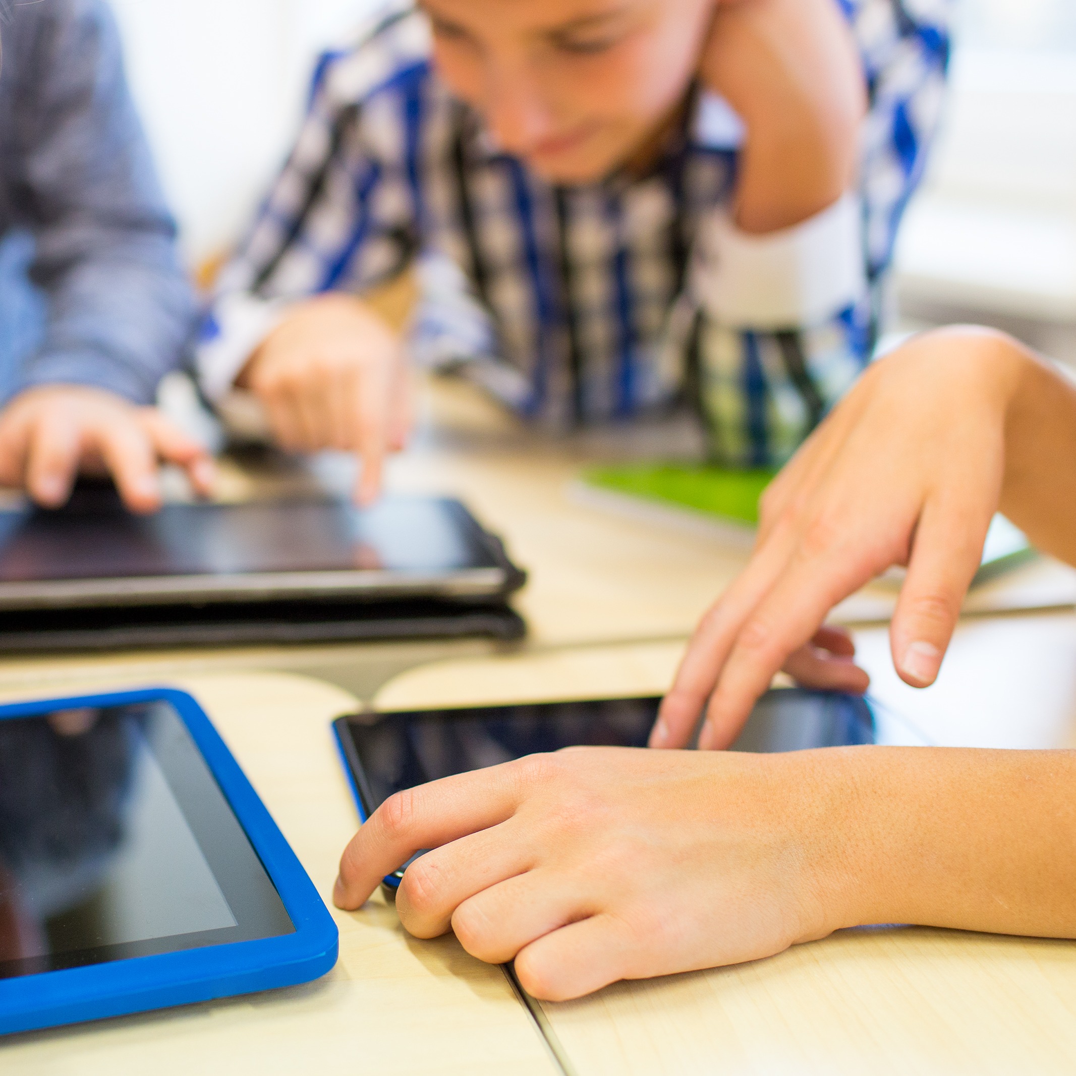 Lower Merion School Board approves scaling back on students’ device use episode artwork