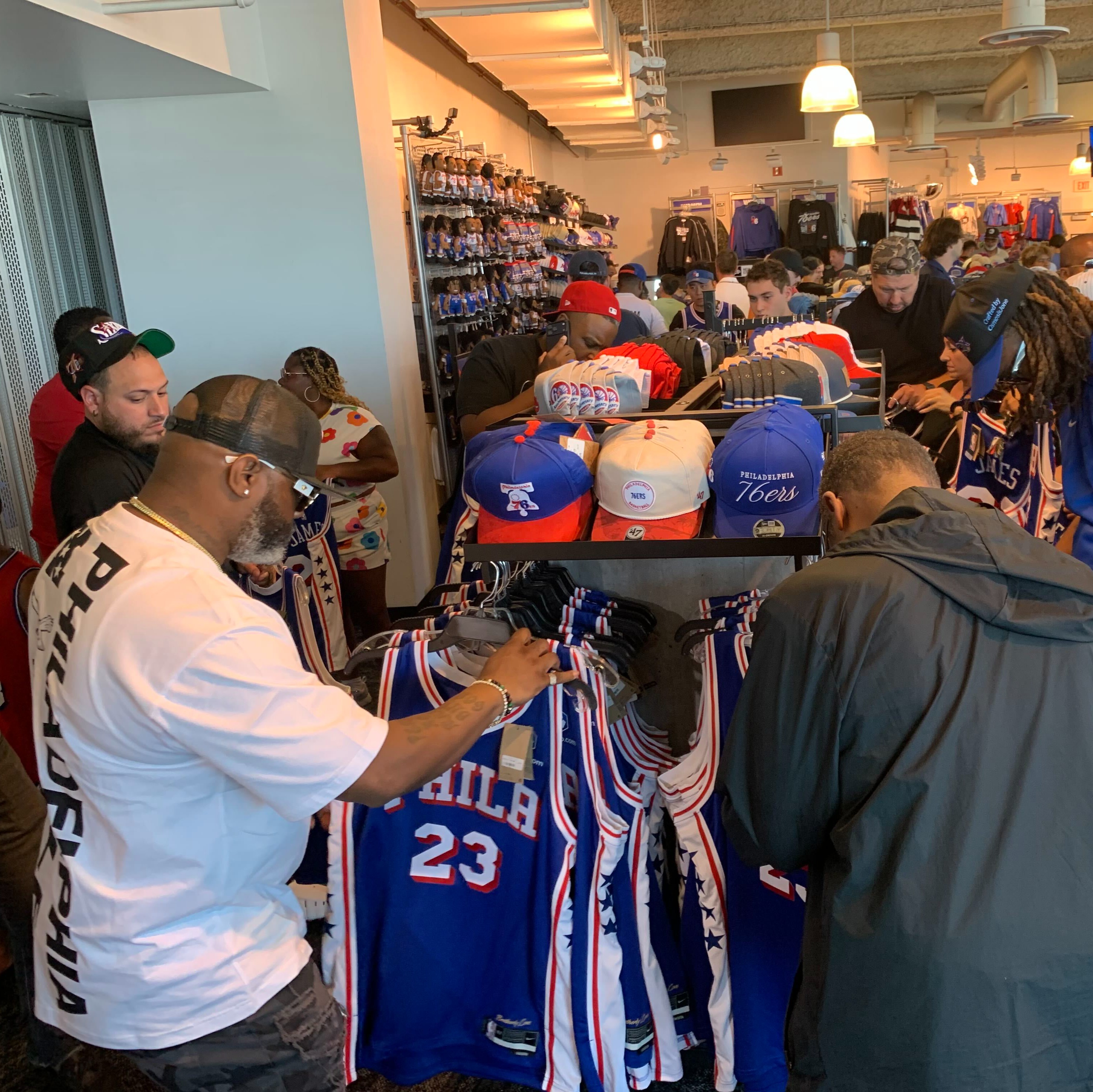 Fans swarm 76ers team store as LeBron James jerseys go on sale episode artwork