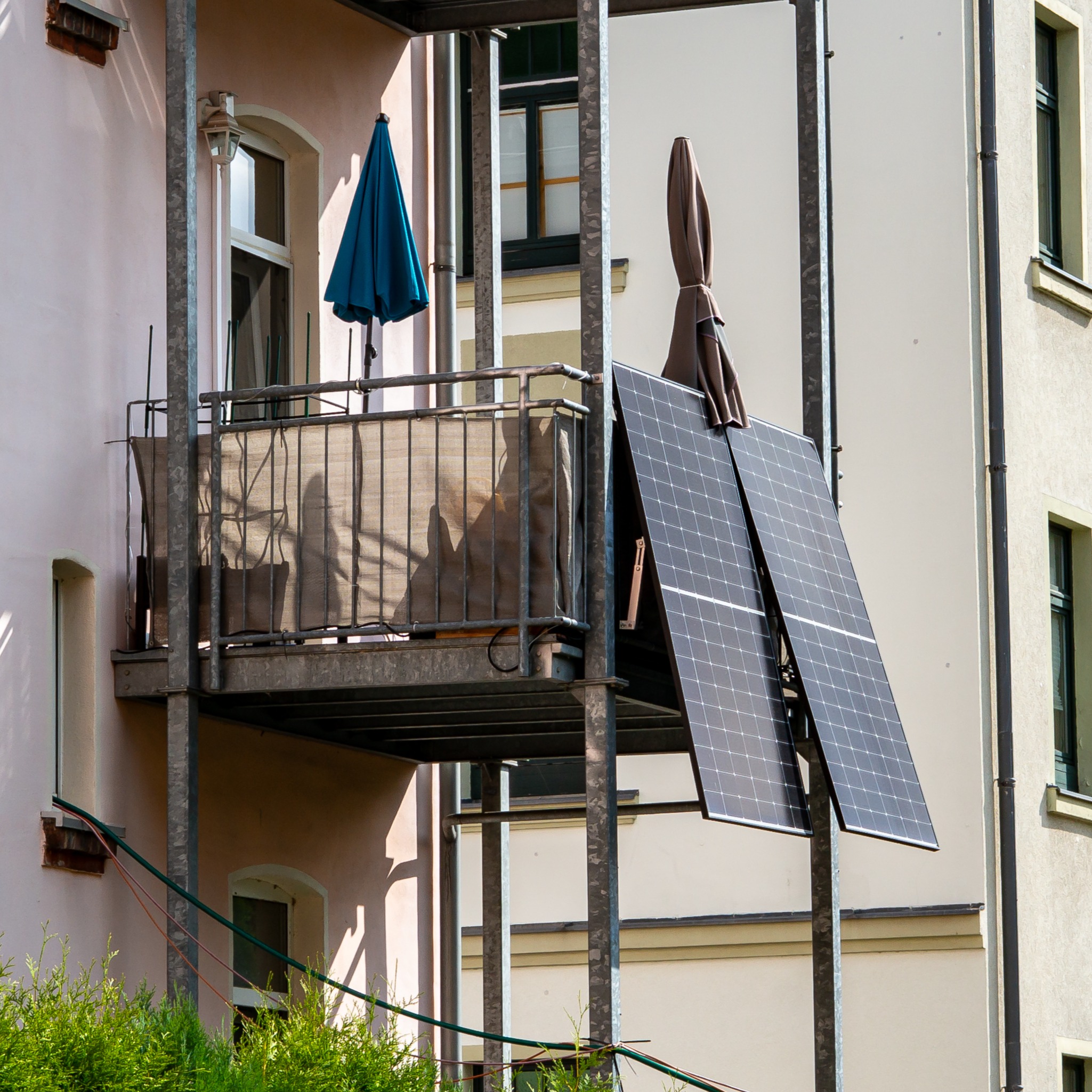 NJ Gov. Sherrill signs ‘balcony solar’ bill allowing plug-in solar panels to help offset energy costs episode artwork