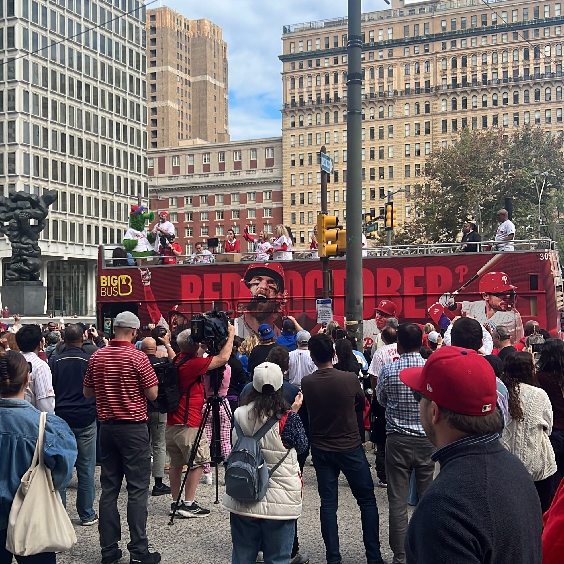 Phillies rally bus hypes up fans outside City Hall episode artwork