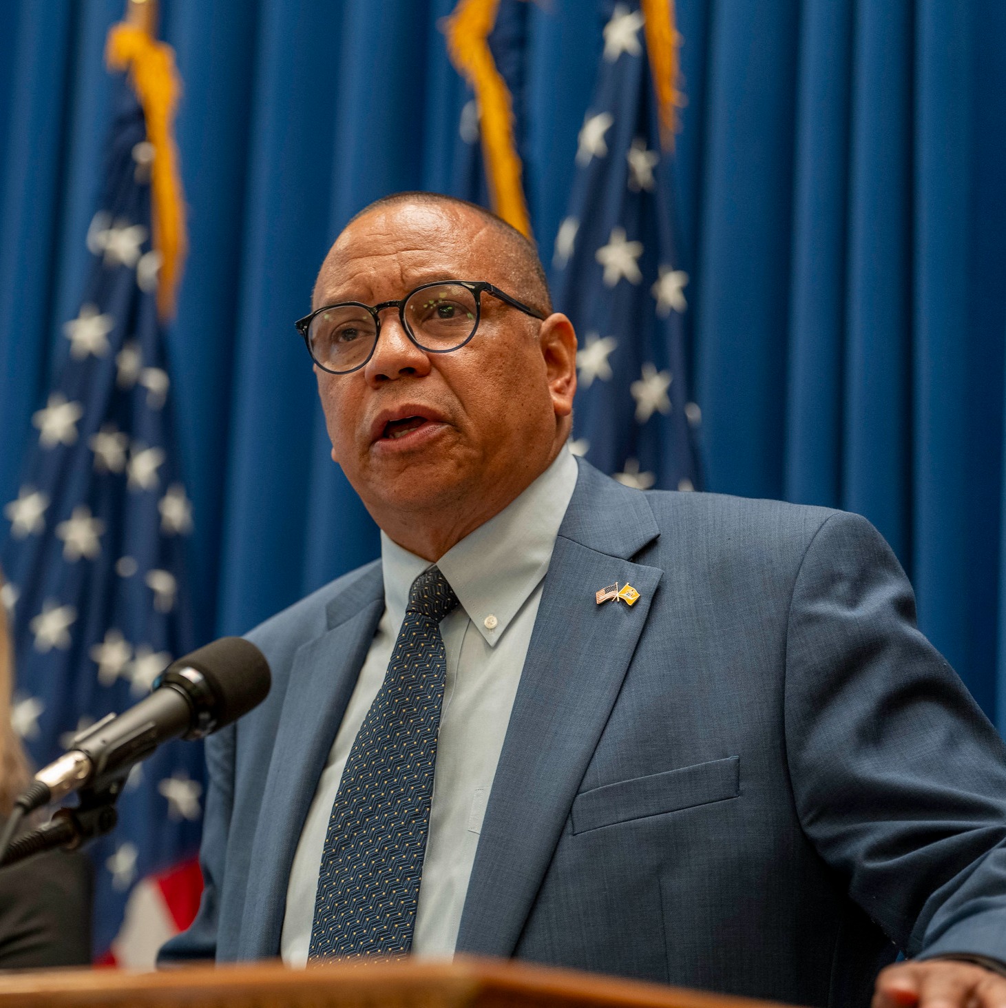 Ex-New Jersey lieutenant governor suspended by his church amid harassment allegations episode artwork