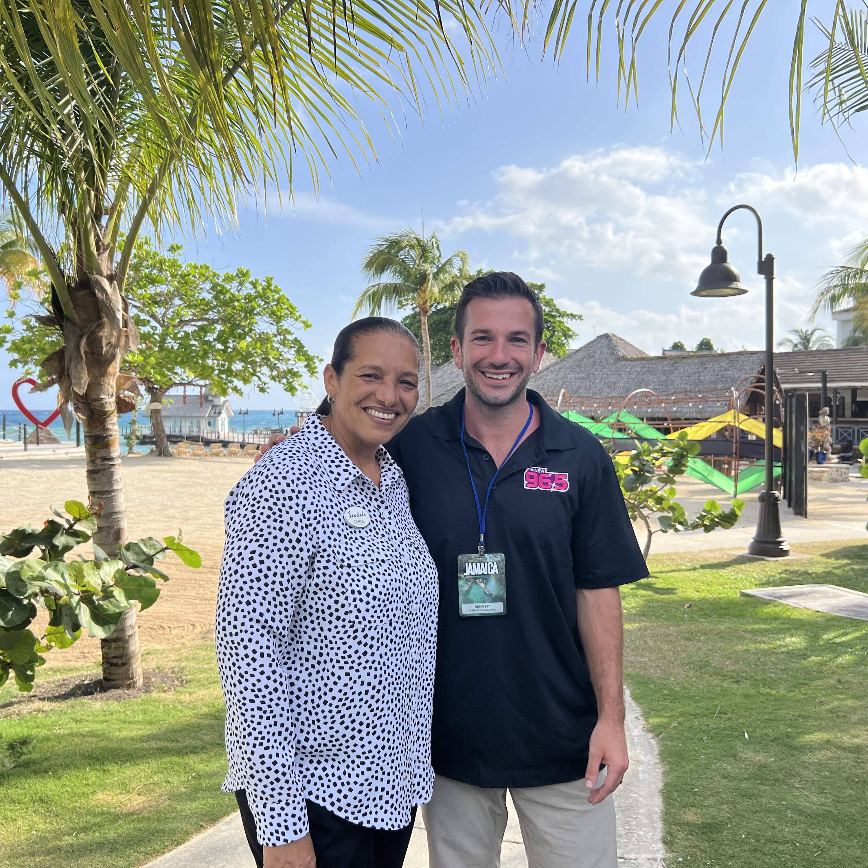 Bennett chats with Carole Bourke, General Manager of Sandals Ochi #LIVEfromJamiaca episode artwork