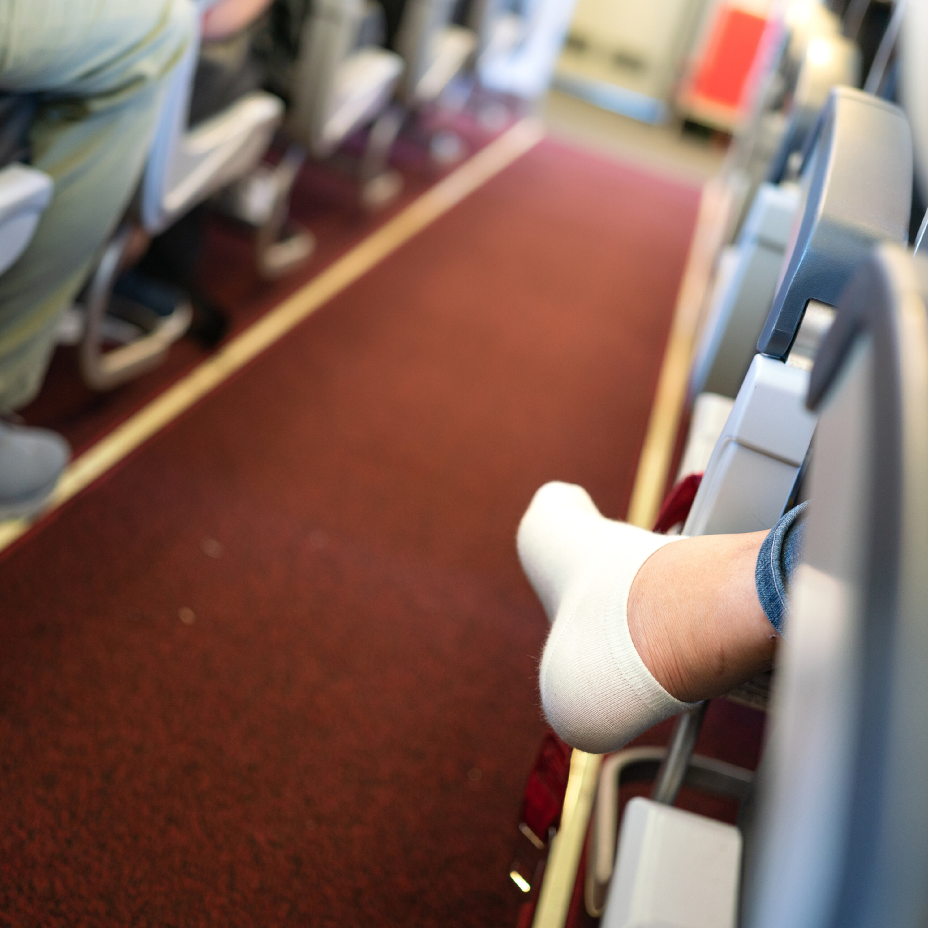 Shoes On or Off on a Plane? episode artwork