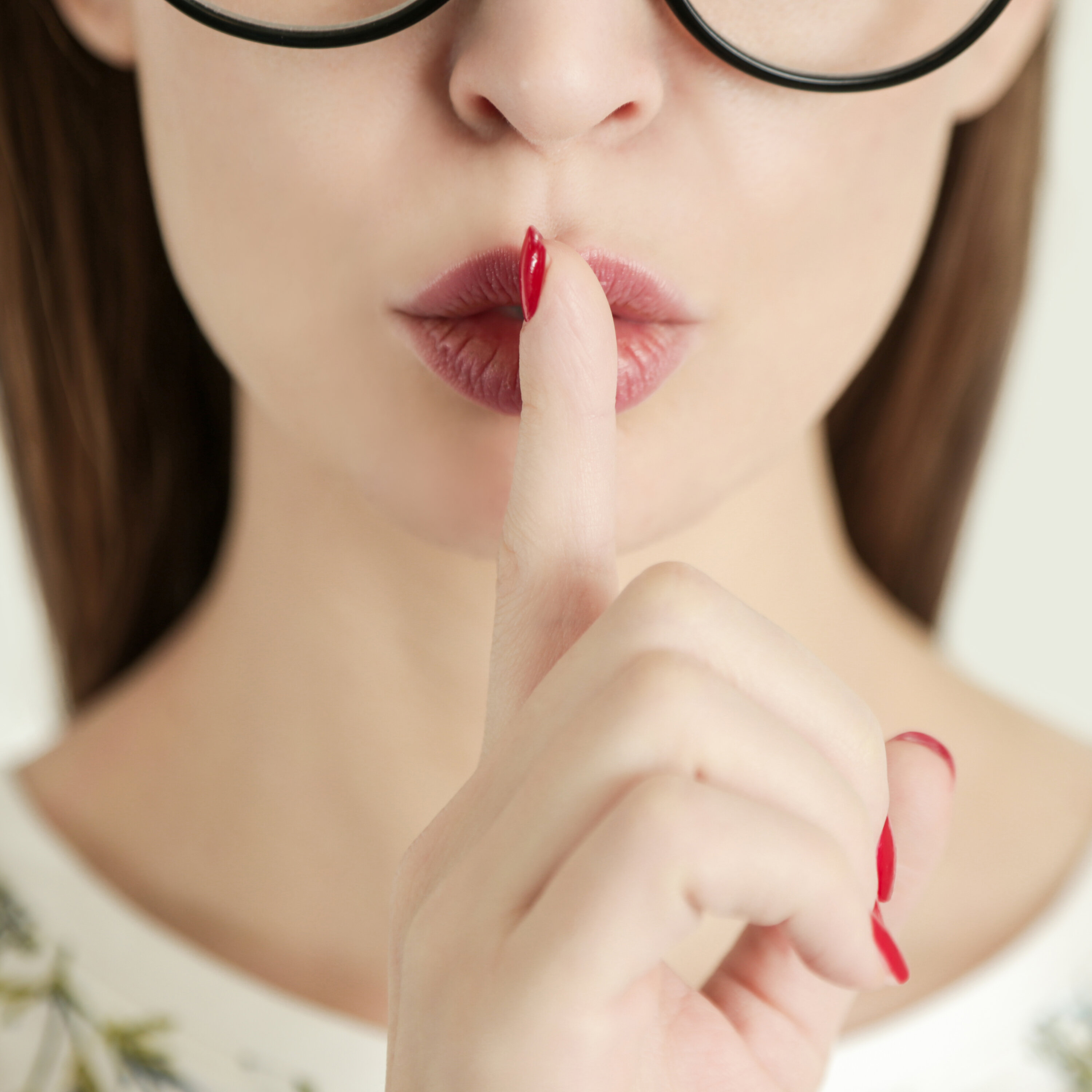 Do You Tell Your Spouse a Friend's Secret? episode artwork