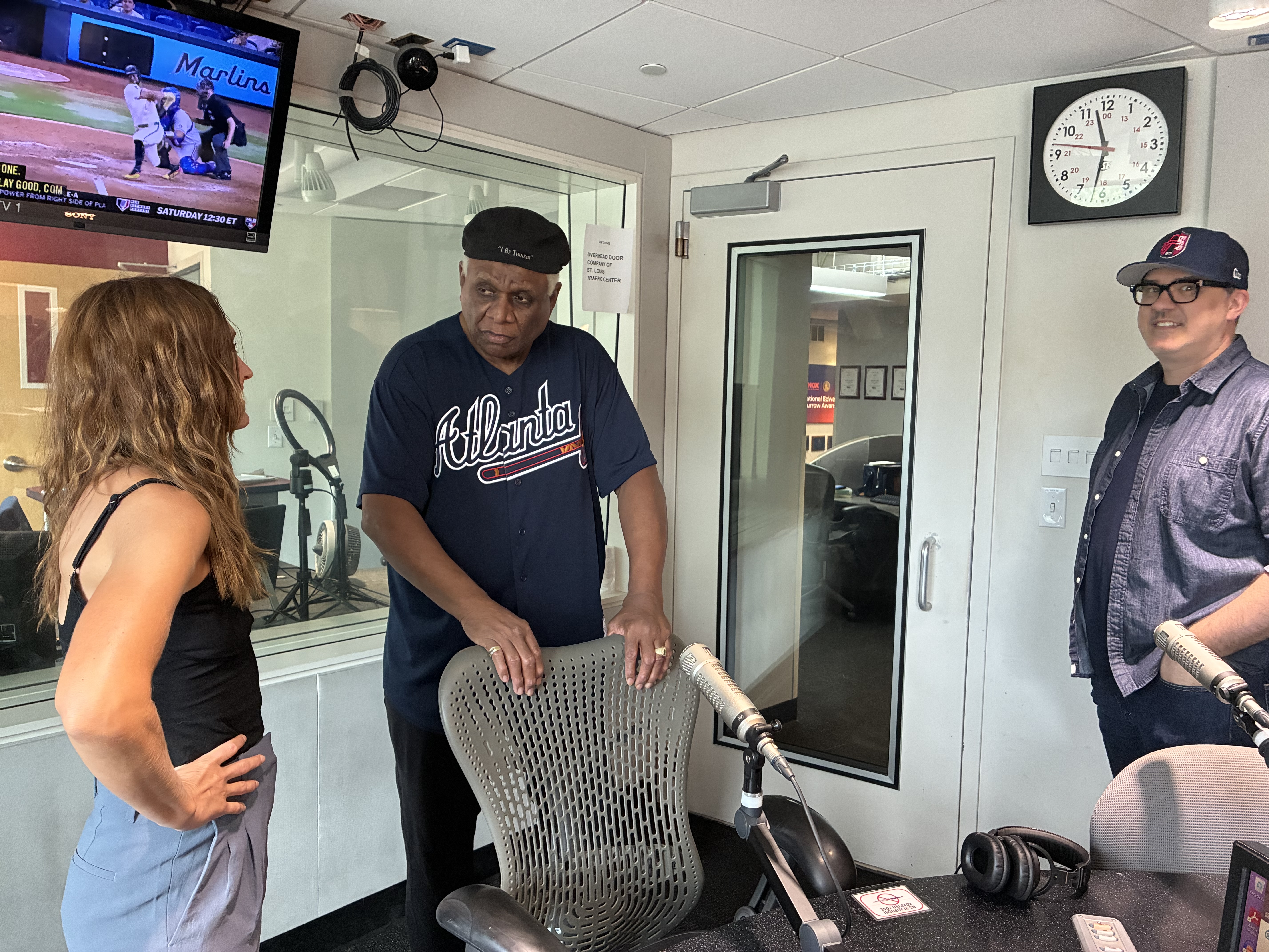 Comedian George Wallace has ways to speed up baseball games & more episode artwork