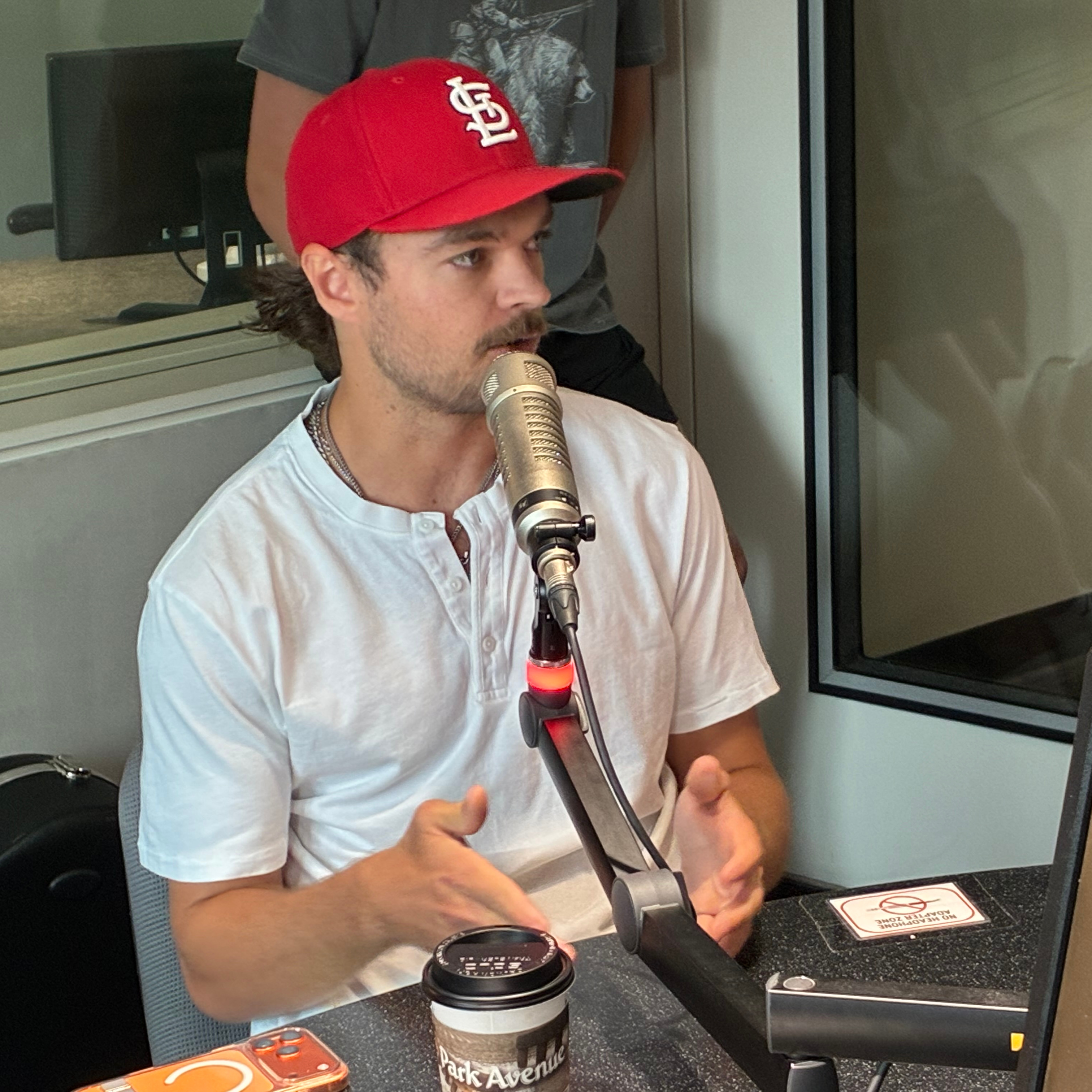 Conner Smith's 'Ballgame on the Radio' pays tribute to KMOX & the Cardinals episode artwork
