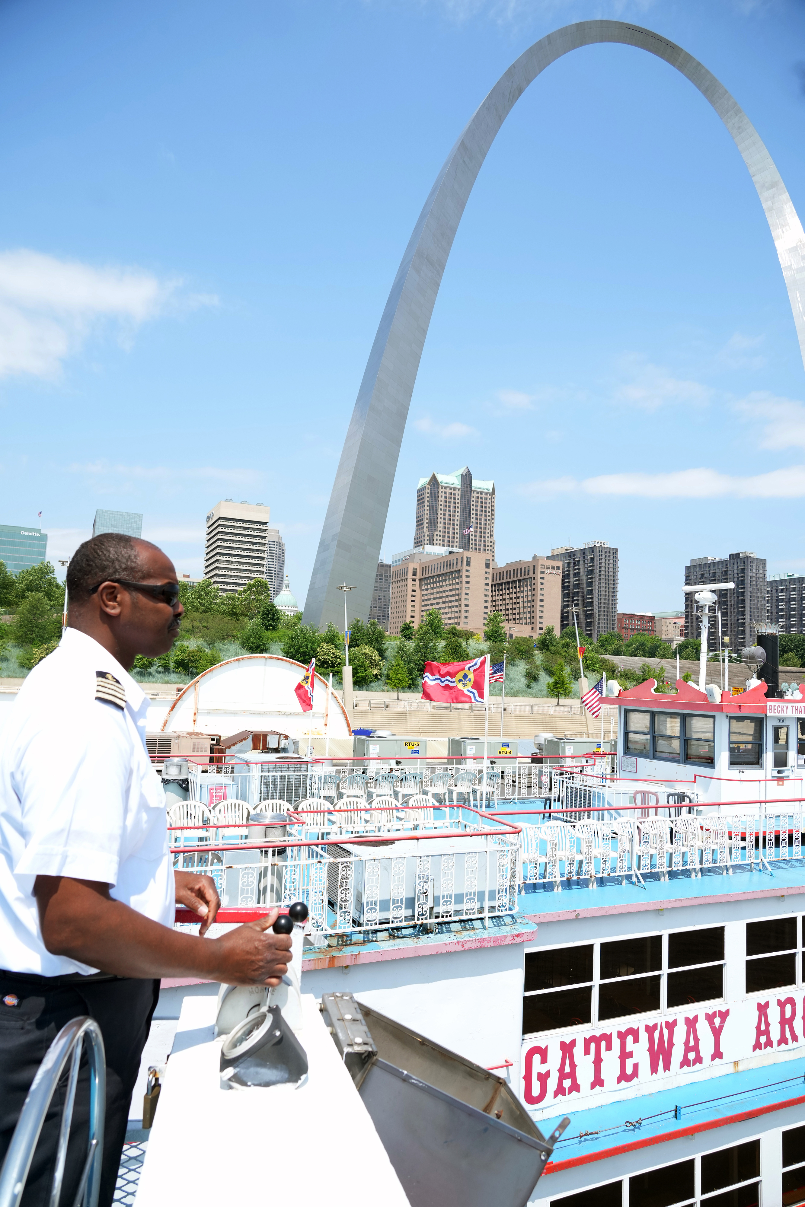 New riverboat the 'Becky Thatcher' opens way for more river cruises in St. Louis episode artwork