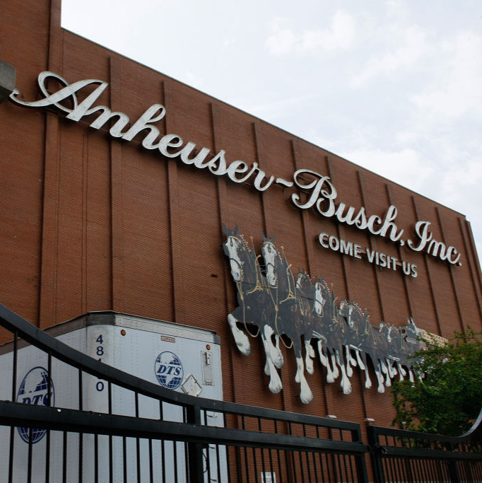 Cultivating St. Louis craft beer in the 'shadow' of Anheuser-Busch episode artwork
