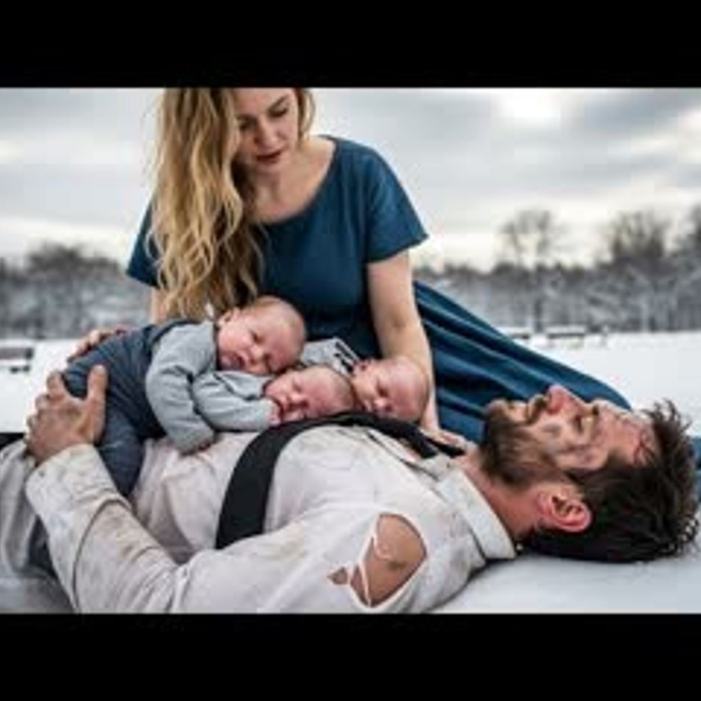 Betrayed and Injured Alpha King Was Left To Die with his Triplets in the Park–Until The Poor Omega.. episode artwork