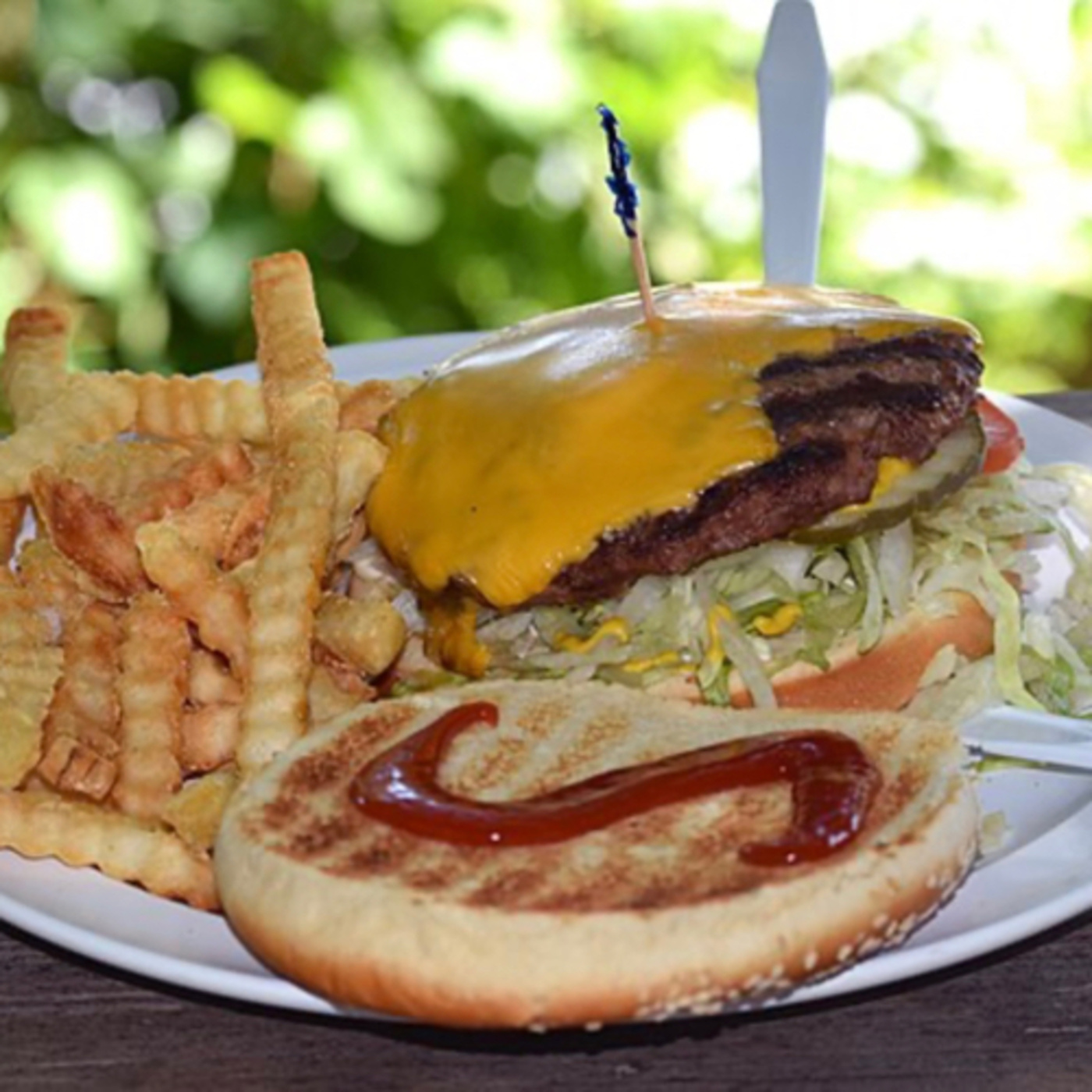 A cheeseburger is a hamburger topped with cheese. episode artwork