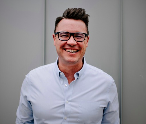 From Disney Exec to Dream Facilitator: Dave Hollis Gets Intentional episode artwork