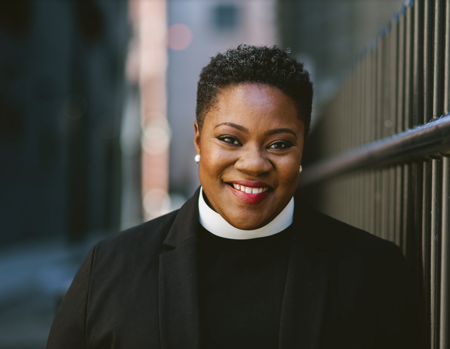 ✅Clutching onto Faith in the Wilderness Moments: Rev. Naomi Washington-Leapheart episode artwork