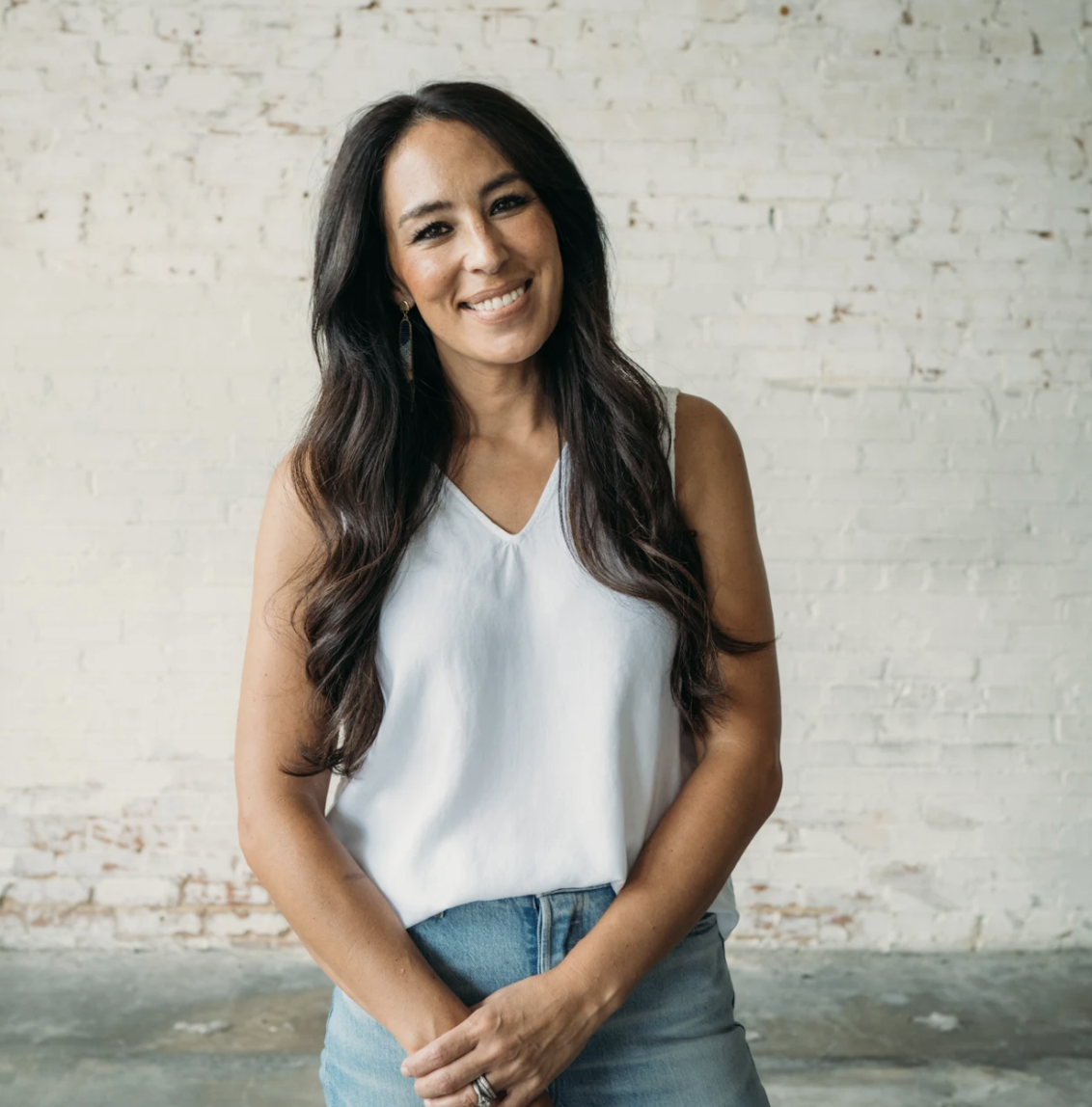 Joanna Gaines on Gardening, Ramen, and Bringing Family to the Table episode artwork