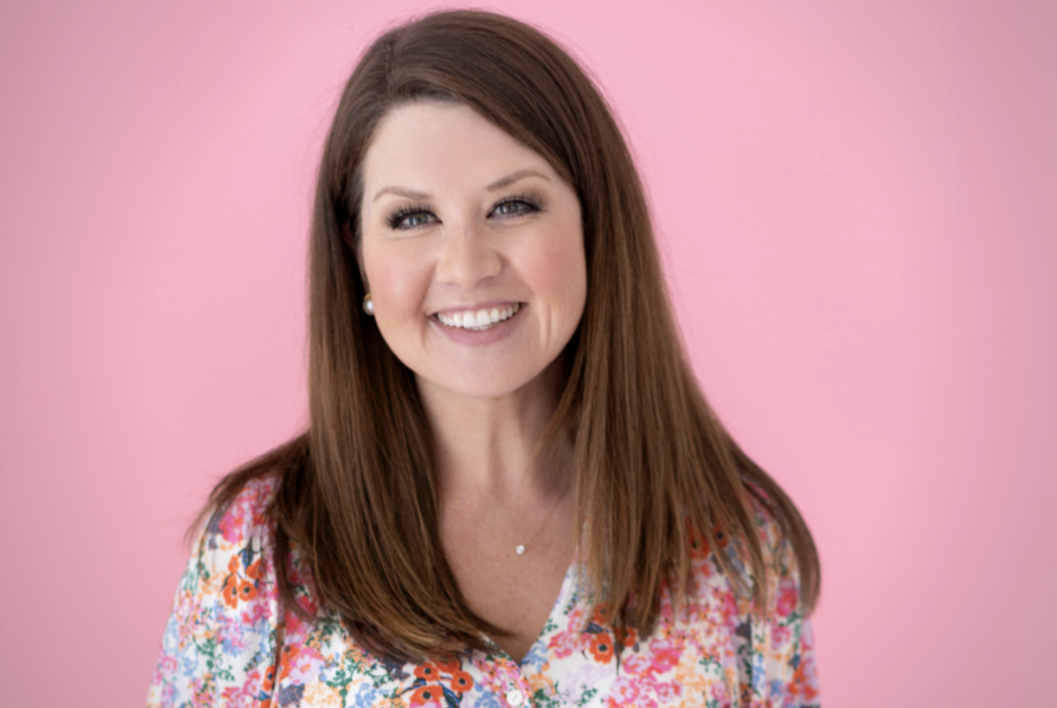Spring Back Series: Growing Boldly & Simply with Emily Ley  episode artwork