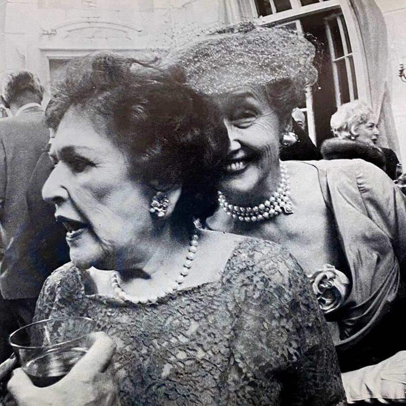 Gossip Girls: Louella Parsons And Hedda Hopper (The Queens Are Dead, Episode 9) Episode cover